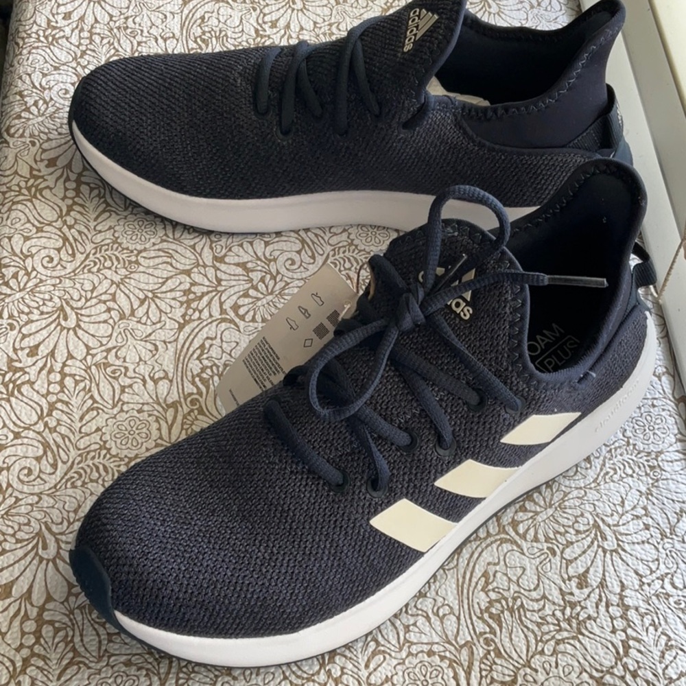 Adidas women Running Shoes 8  1/2
